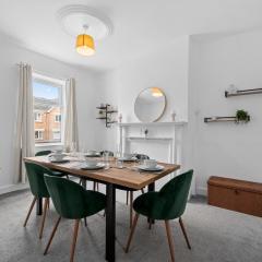 Cosy 3-Bed House in Blackrod