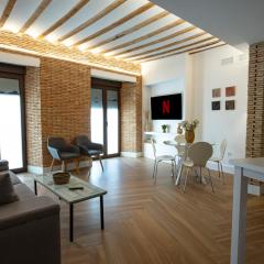 VELALMA-CERON Edificio exclusivo de apartamentos turisticos en Centro histórico-JAEN