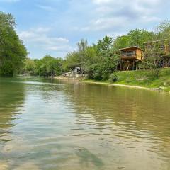 Waterfront Sky Cabin #4