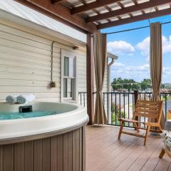 Enchanted Haus walk to Main hot tub on balcony