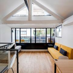 Marais Area - Outdoor patio - A C - 2BDR