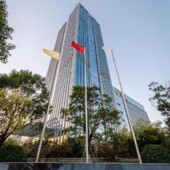 Yancheng Golden Eagle Fashion Hotel