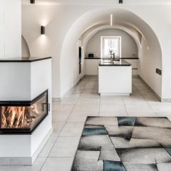 Villa Tribulaunblick - Exklusives Designapartment mit Kamin, Traumterrasse und Panoramablick