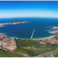 Beachfront Studio - Private Kitchen and Bath