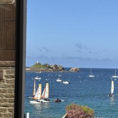 hjem Port Blanc A breathtaking setting facing th