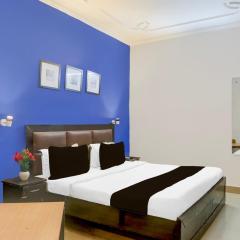 Super OYO Townhouse Anmol Residency Near Saket Metro Delhi