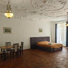 Clasic Studio Central