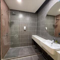 Empire Damansara Cozy Hotel Room