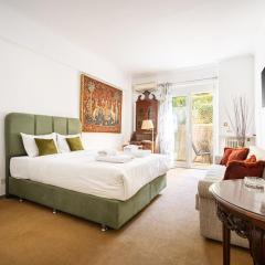 Central Athens 2 bedroom Apartment in Kolonaki