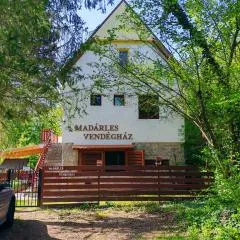 Madárles Vendégház