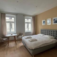 Aparment near Metro - Kingsize Bed