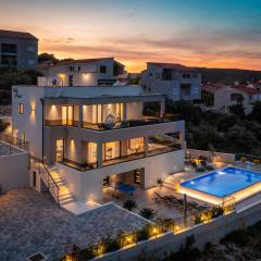 Private seaside Villa Porat in Oštrička Luka, Kanica, Rogoznica with pool