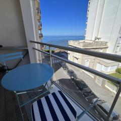 Appartement dernier étage aperçu mer proche plage - FR-1-485-166