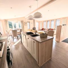 1 or 2 bedroom Hot tub Lodges