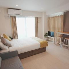 難波まで1駅 4名宿泊可能 通天閣が見える