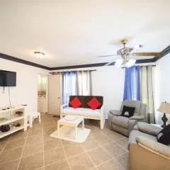 Garden Condos 7 - Central Apartment in Strip