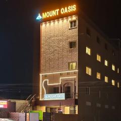 Mount oasis