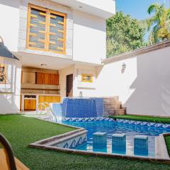 Casa con alberca en excelente ubicación, para grupos grandes de personas
