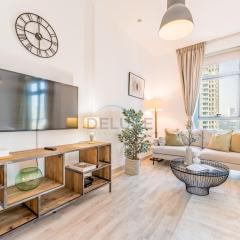 Studio Near Burj Khalifa and Dubai Mall with City and Pool Views, Claren Tower 1, Downtown Dubai by Deluxe Holiday Homes