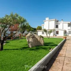 Domo de Iannas by Propertize