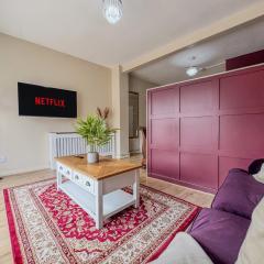 Central Stratford Retreat - Town Centre