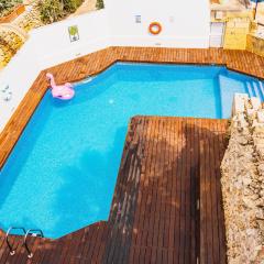 Tranquil Gozo Farmhouse Retreat with Private Pool