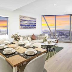 Free Parking Lux Cityscape 3 Bedroom 2 Bath with Pool, Gym, and Sauna