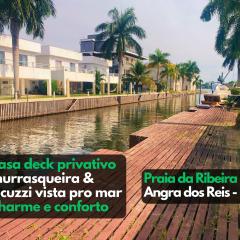 Casa com deck navegável e jacuzzi em Angra dos Reis RJ - Praia da Ribeira