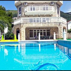 Villa VIktoria