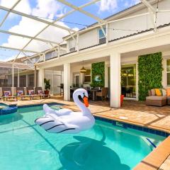 Upstay - ChampionsGate Home w Hot Tub-Pool-Cinema
