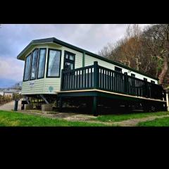 8 Birth Caravan Quay West Sea Views
