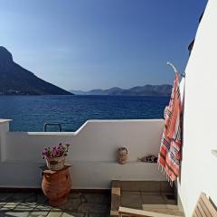 Aegean Villita on beach apartment