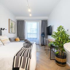 905 Zeeland Pier - 9th Floor Premium Studio with FREE Parking