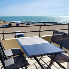 Tipoz'immo-Le Grand Grand 210 -view and direct access to the sea-pets accep