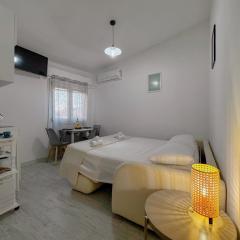 Stintino Center - Wi-Fi & Private Parking by Host Hero