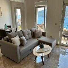 Casa M- 1-Bedroom Penthouse Apartment Seaview - Brand New