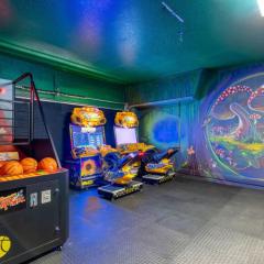 Fantastic 6BR Themed Encore Home