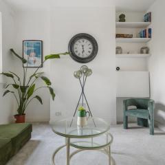 Bright and Stylish 1BR Flat Near Clapham Junction