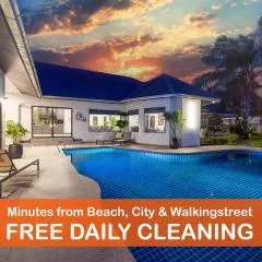 Villa Waree minutes from the city and beach