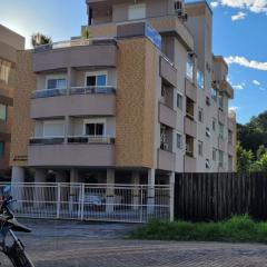 Apartamento 2 Quartos, 2 Banheiros, em Canasvieiras