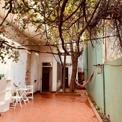 Amplia y tranquila habitación