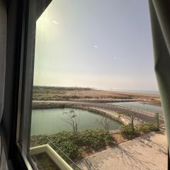 Sea & Lagoon View in The Wave