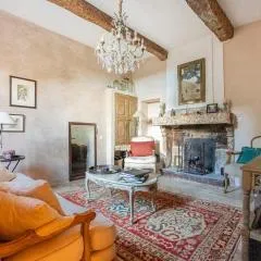 Luxurious Provencal Village House, Walk to Village Pool