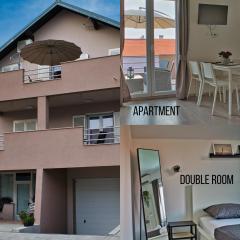 Apartments and Rooms B&B