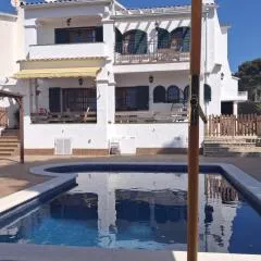 Villa Cunit con piscina privada ideal para familias