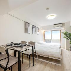20 minutes by Haneda Airport train 3-minute walk from Kamata Station Direct access to Tokyo, Yokohama, Ueno