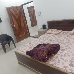 Om kashi homestay