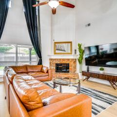 2 Mi to Old Town Spacious Burleson Vacation Home