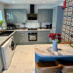 4 bed masonette with Garden