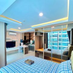 apartemen brooklyn alsut Studio bergaya modern,pusatkota,cozy,pool,gym,wifi